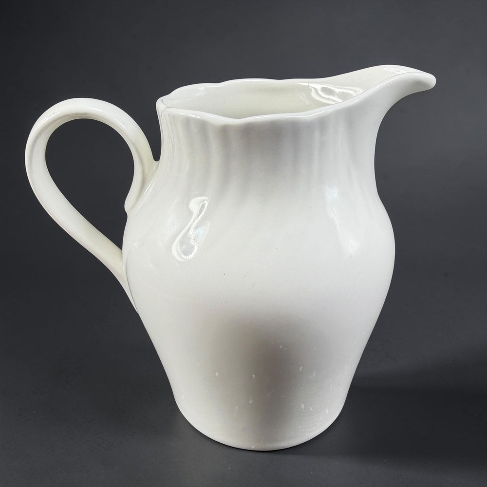 Casablanca Arita by Santa Clara White Ironstone Creamer Pitcher Spain 4in Tall